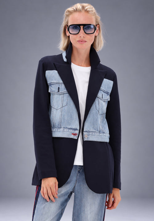 NAVY BLAZER
