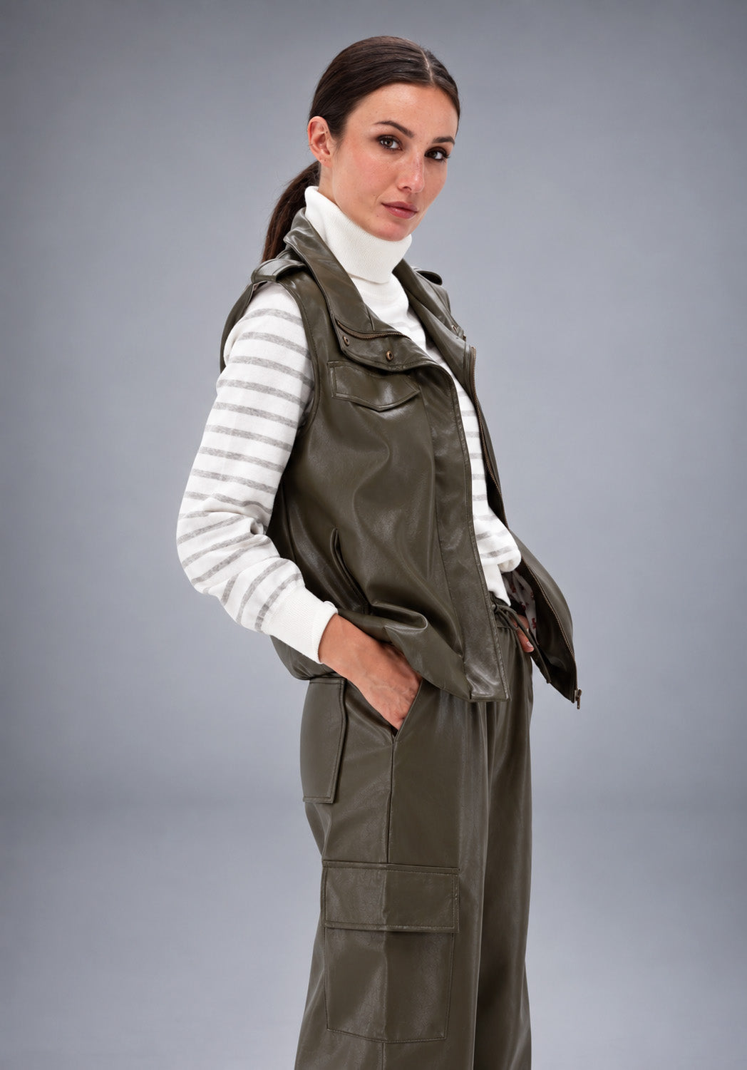 DARK OLIVE