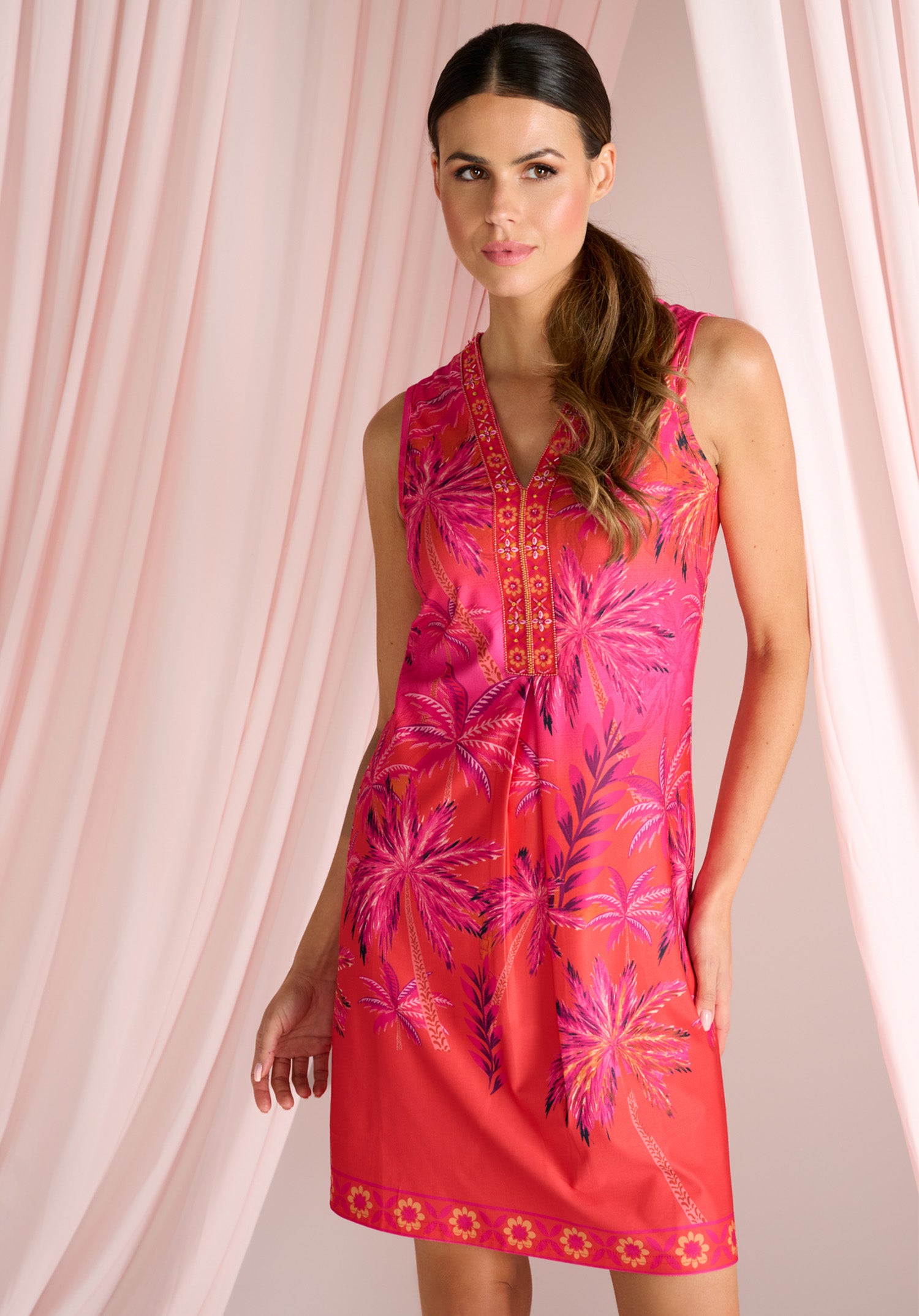 DRESSES - C403