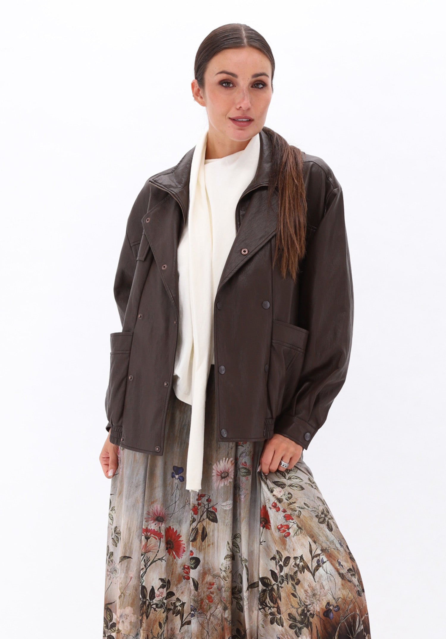 CHOCOLATE BROWN