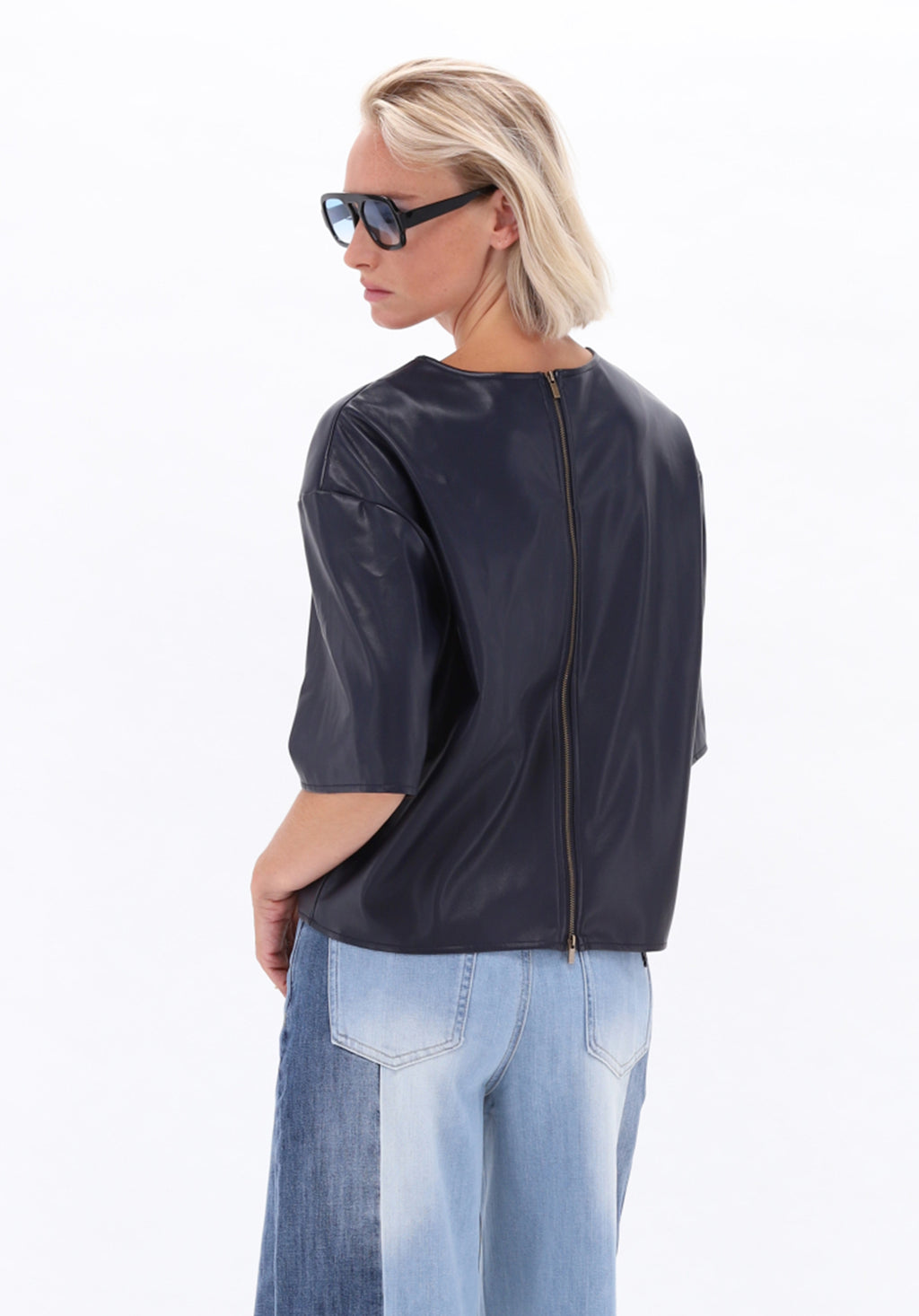dark blue